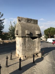 Telmessos Lahit Mezarları