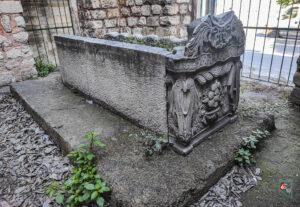 Erzincanlı Ahmed Sıdkı Efendi Türbesi