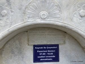 Fatih Sultan Mehmet Valide Camii Çeşmesi
