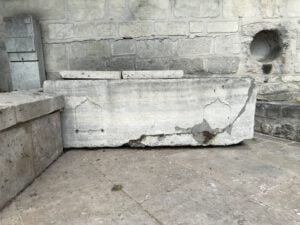 Neslişah Camii Abdest Teknesi