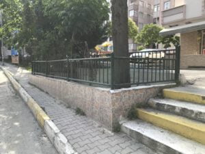 Hazire 2, Düğmeciler