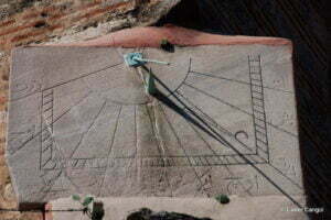 Ferruh Kethüda Camii Güneş Saati