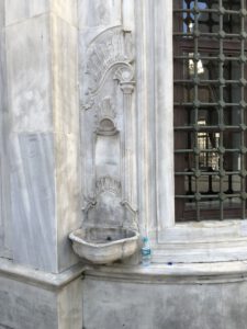 I. Abdülhamit Türbesi Çeşmeleri