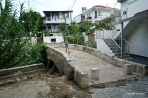 Taş Köprü 1, Özbek