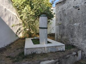  Kesikbaş Baba Kabri