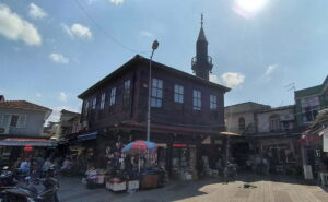 Orta Cami, Adapazarı