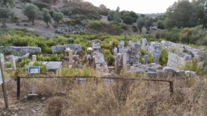 Patara Kaynak Kilisesi