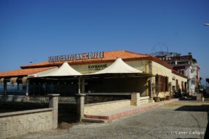 Urla Eski Gümrük Binası