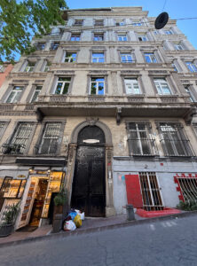Bakiye Hanım Apartmanı 9 Bakiye Hanım Apartmanı