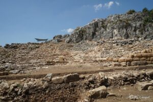 Thera Antik Tiyatrosu