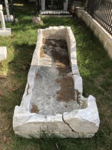 Kürkçübaşı Ahmet Şemsettin Camii Su Teknesi