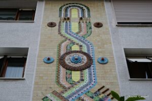 Özatalar Apartmanı Seramik Panosu