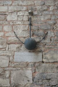 Silivrikapı Duvarındaki Gürz