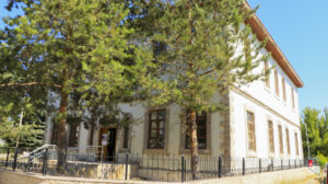 Hafik Eski Hükümet Konağı