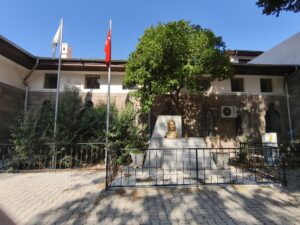 Şehit Kemal Ortaokulu, Menemen