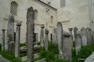 Mahmut Paşa Camii Haziresi