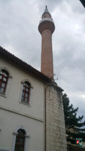 Veznedar Camii