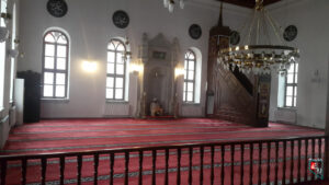 Veznedar Camii