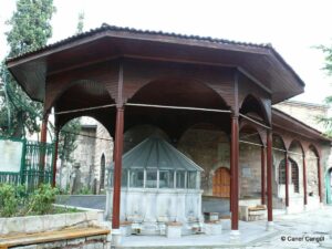 Hekimoğlu Ali Paşa Camii Şadırvanı