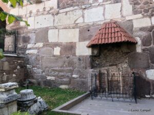 Sultan Alaeddin Camii Avlu Mihrabiyesi