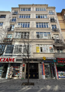 Elmas Apartmanı, Kocatepe