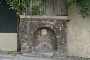 Kaplıca Caddesi Çeşmesi