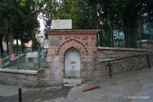 Zeyniler Kabristanı