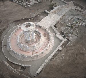 Kibyra Yuvarlak Planlı Çeşme