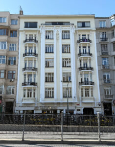 Cumhuriyet Apartmanı, Kocatepe