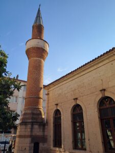 Okçukara Camii