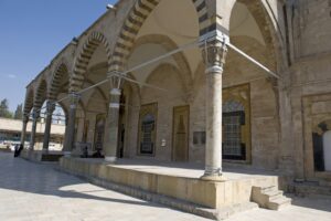 Hüsreviye Camii