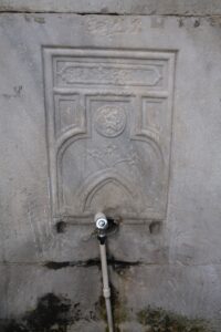 Taksiyarhis Çeşmesi