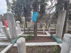 İdris İ Muhtefi Mezarı