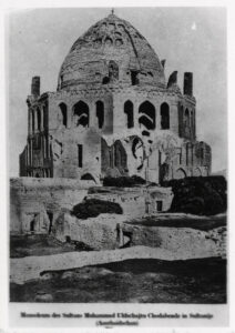 Olcaytu Hüdabende Türbesi