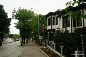 Bursa Hakim Evi