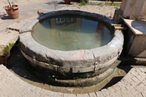 Çifte Çeşme, Tirilye