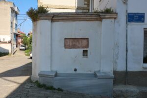 Turan Sokak Çeşmesi