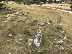 Emreler Köyü Mezarlığı