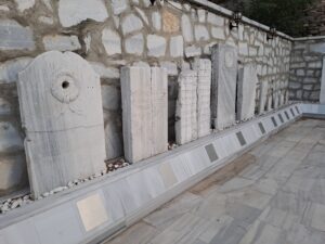 Avni-Jale Özken Marmara Adalar Müzesi Mezar Taşları