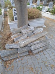 Marmara Adası Merkez Mezarlığı