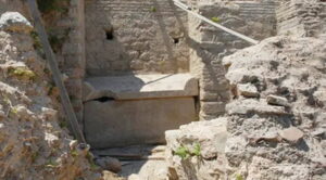 Bizans Kalıntıları - Lahit