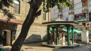 Araklı Merkez Büyük Camii Şadırvanı