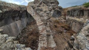 Rhodiapolis G Binası