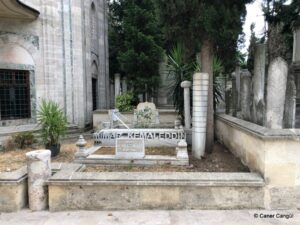 Mimar Kemaleddin'in Kabri