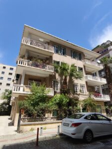 Nazar Apartmanı