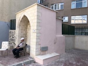 Müstantik Caddesi Çeşmesi