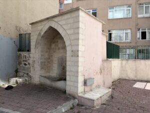 Müstantik Caddesi Çeşmesi
