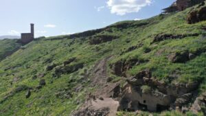 Divin Kapısı Kaya Mescidi