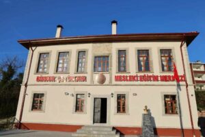 Eski Karadeniz İlkokulu