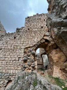 Kızlar Oğlanlar Manastırı